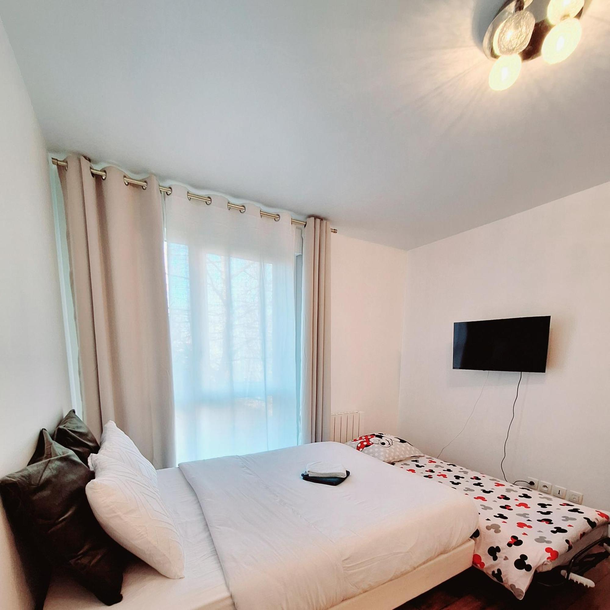Studio Alpha - 2Min By Train To Disneyland Or 20Min Walk - 5Min Walk To "Val D'Europe" Station Montevrain Luaran gambar