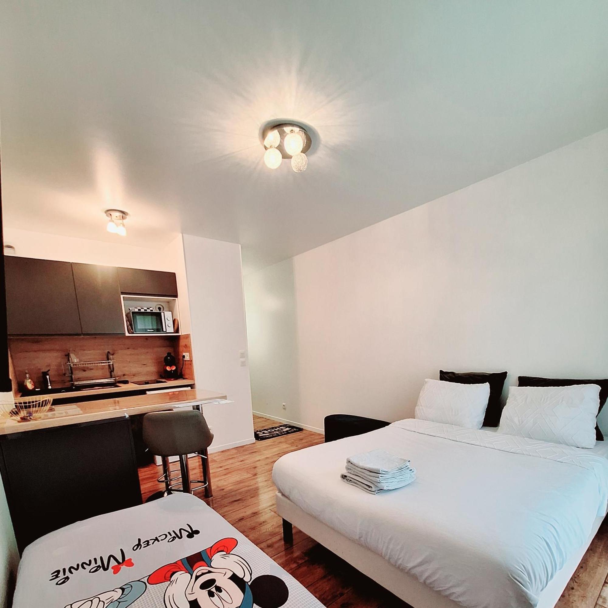 Studio Alpha - 2Min By Train To Disneyland Or 20Min Walk - 5Min Walk To "Val D'Europe" Station Montevrain Luaran gambar